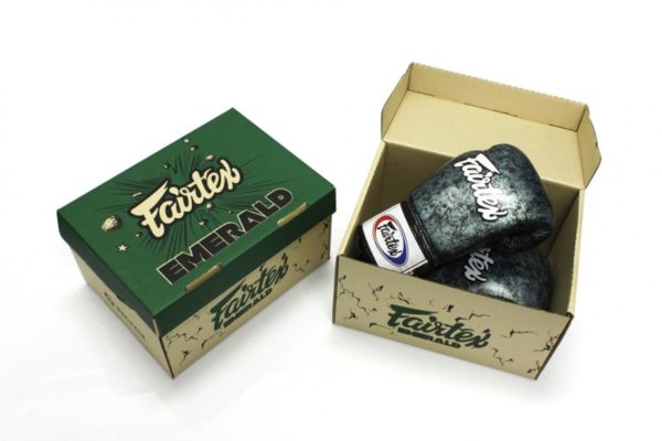 Fairtex New Emerald Color Boxing Gloves Limited Edition - Image 4