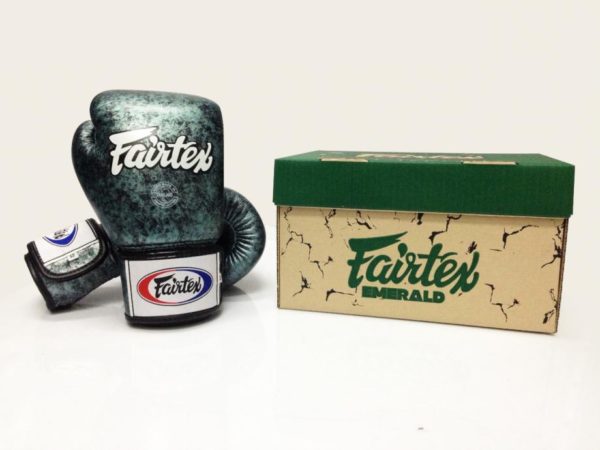 Fairtex New Emerald Color Boxing Gloves Limited Edition - Image 3