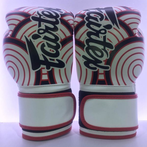 New FAIRTEX JAPANESE ART DESIGN BOXING GLOVES - Image 4