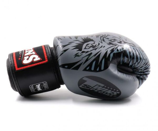 Twins Special Fancy Boxing Gloves Velcro Genuine Leather Wolf - Image 3