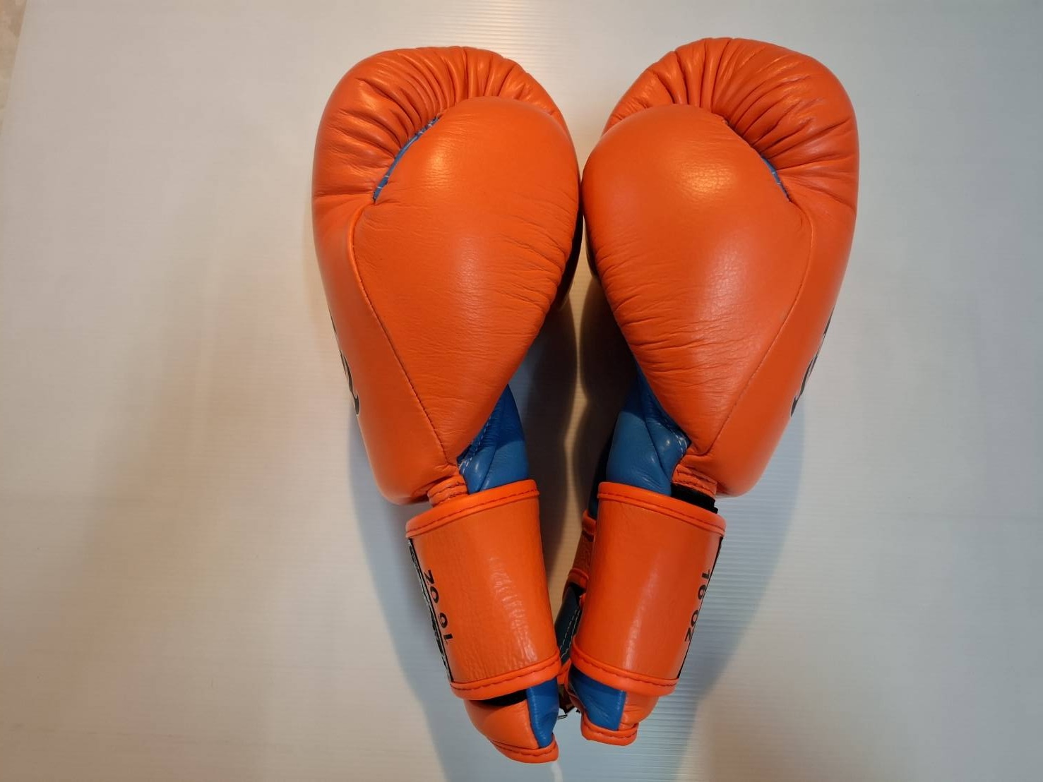 Top King Boxing Gloves Neon Color All Genuine Leather Clearing Stock - Image 4